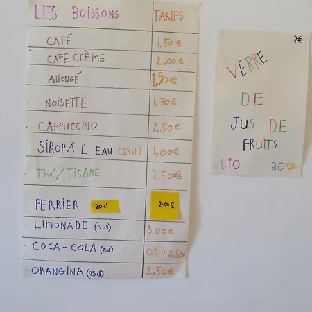 De La Petite Casserole Värdshus *